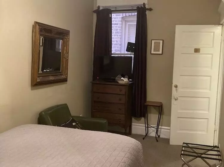 Bed and Breakfast Old Chicago Inn