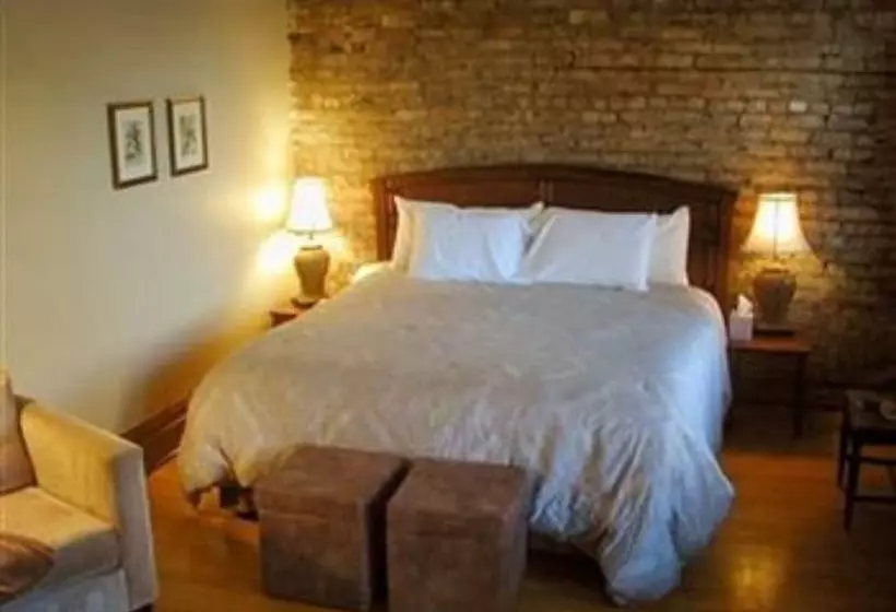 Bed and Breakfast Old Chicago Inn