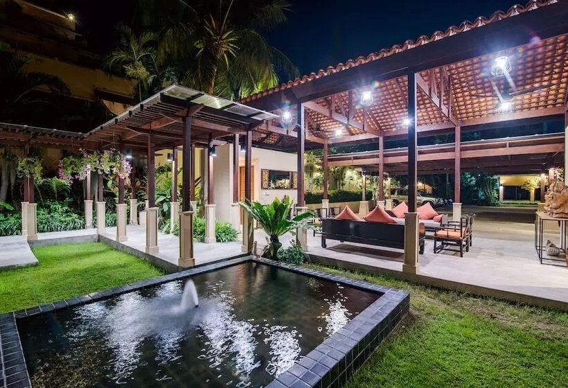 בית מלון כפרי Anantasila Beach Resort Hua Hin