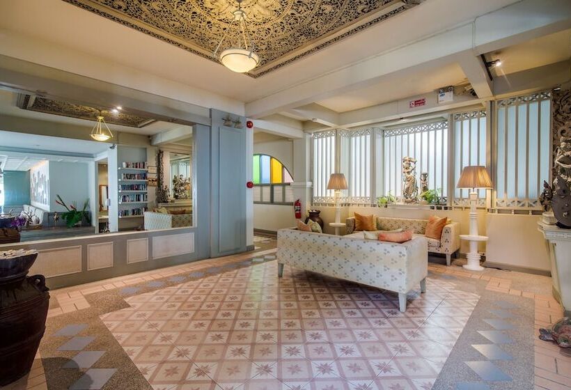 בית מלון כפרי Anantasila Beach Resort Hua Hin