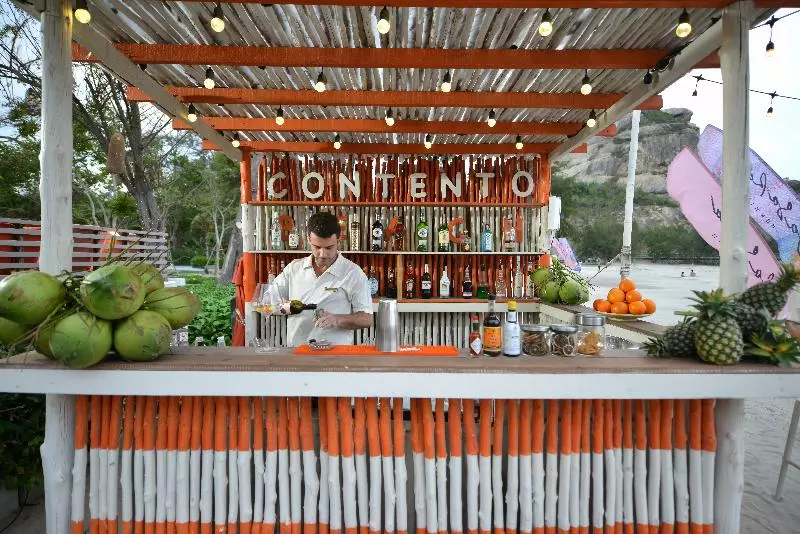 בית מלון כפרי Anantasila Beach Resort Hua Hin