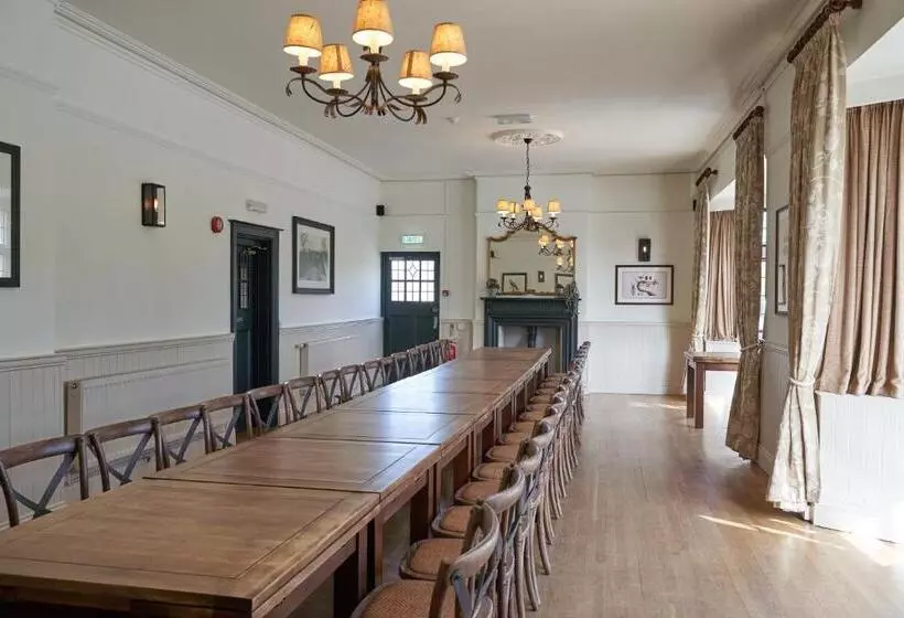 Отель Beckford Inn