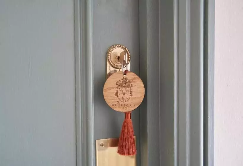 Отель Beckford Inn