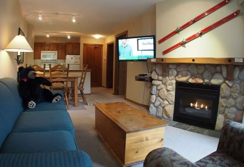 酒店 Fireside Lodge Sun Peaks