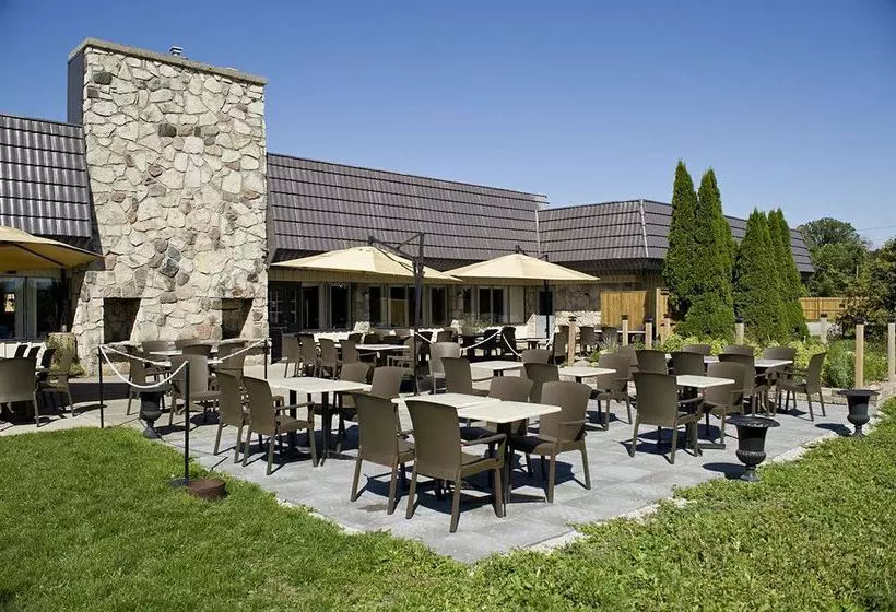 هتل Mohawk Inn And Conference Centre