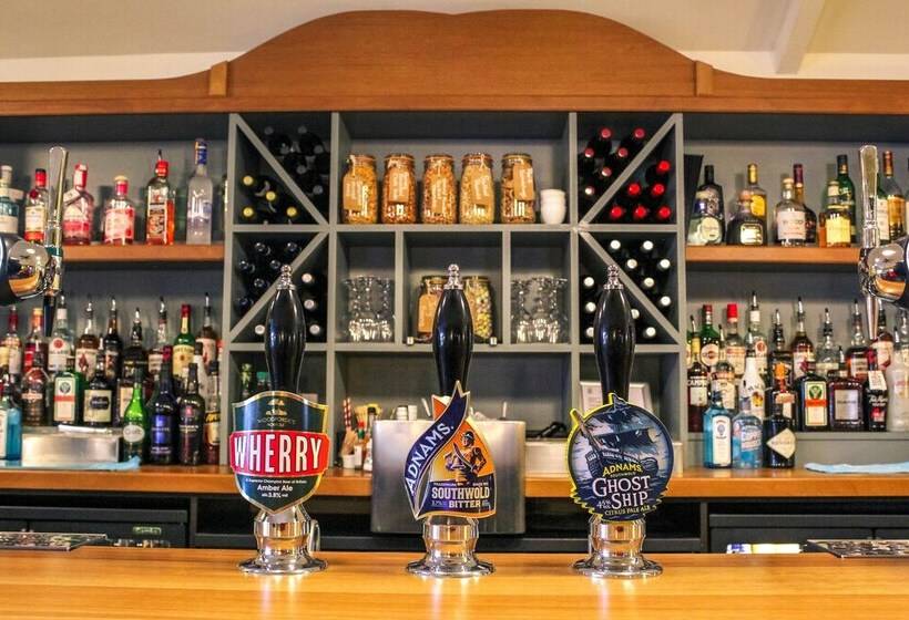 Отель The Marlborough Dedham