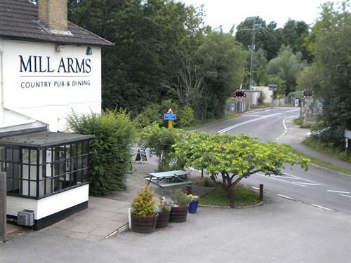 ホテル Mill Arms