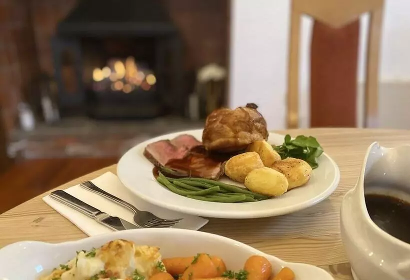 Отель The Trooper Inn