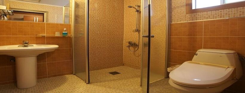 בית מלון כפרי Aewol Parkhill Village