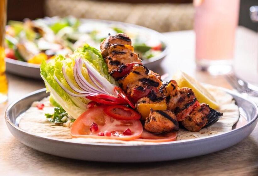 בית מלון כפרי White Hart Inn