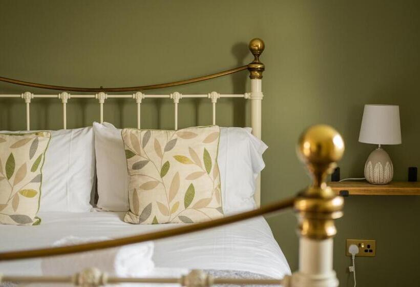 בית מלון כפרי White Hart Inn