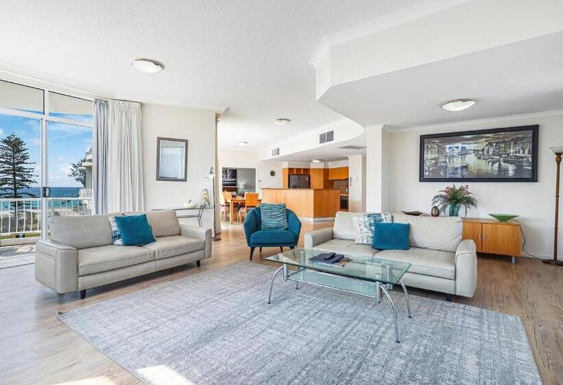 Kirra Beach Apartments