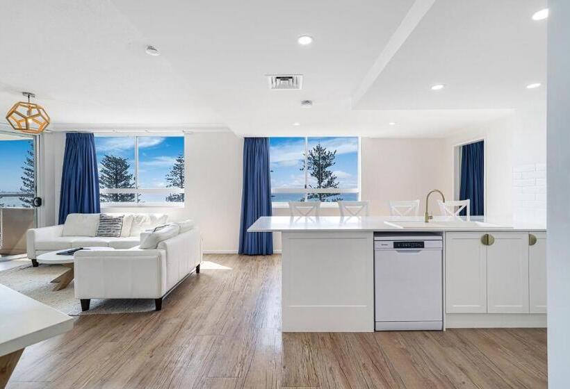 Kirra Beach Apartments