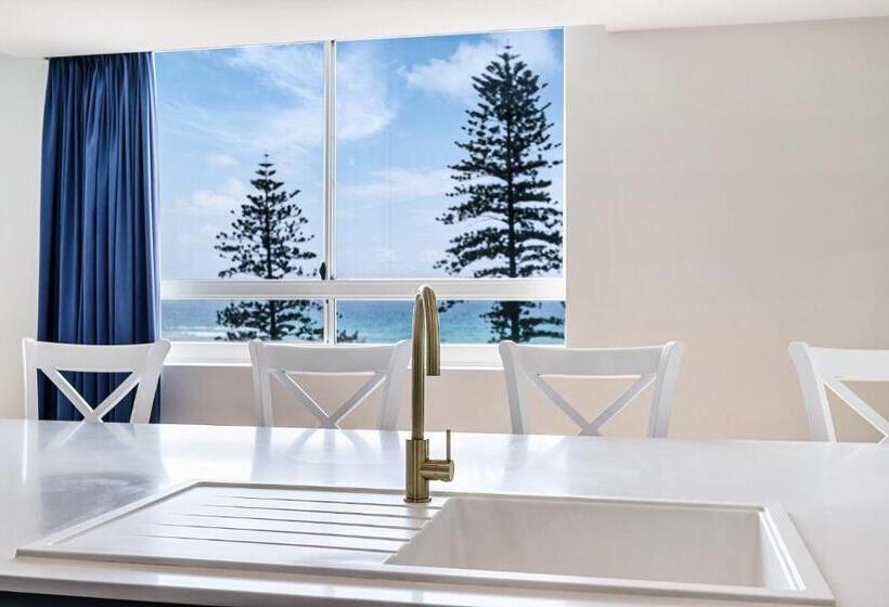 Kirra Beach Apartments
