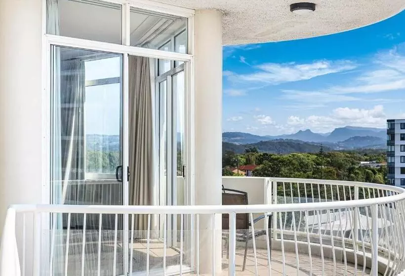 Kirra Beach Apartments