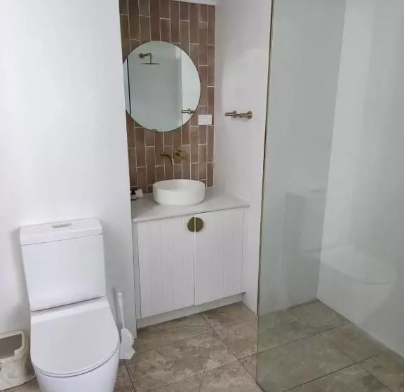 Kirra Beach Apartments