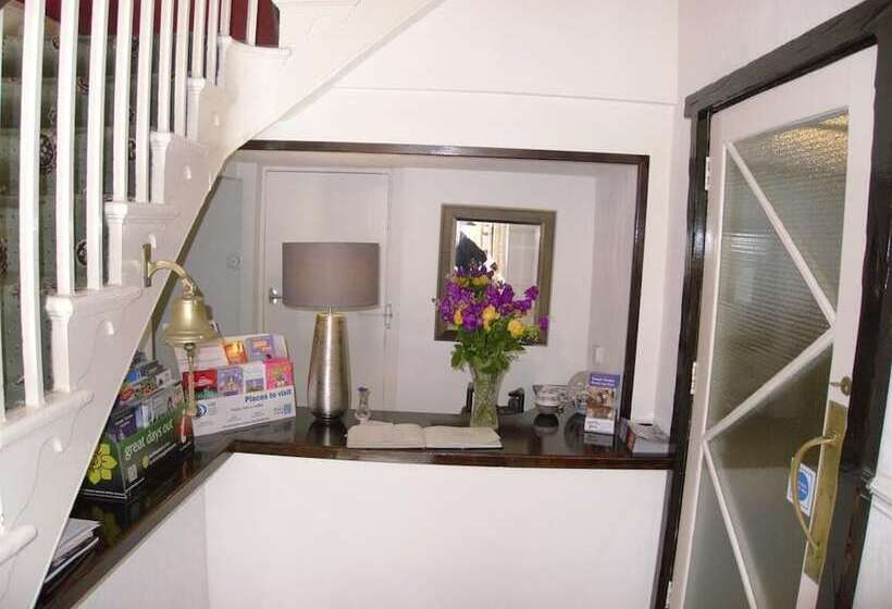 Пансион Beach House