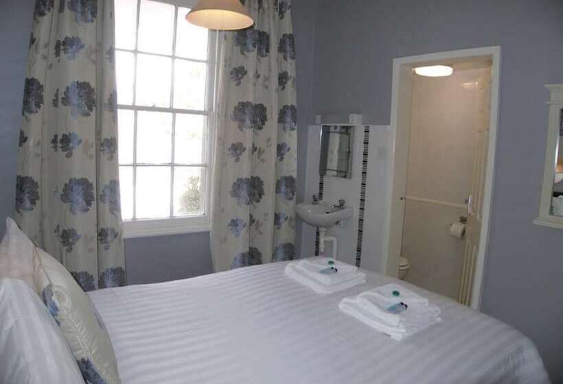 Пансион Beach House