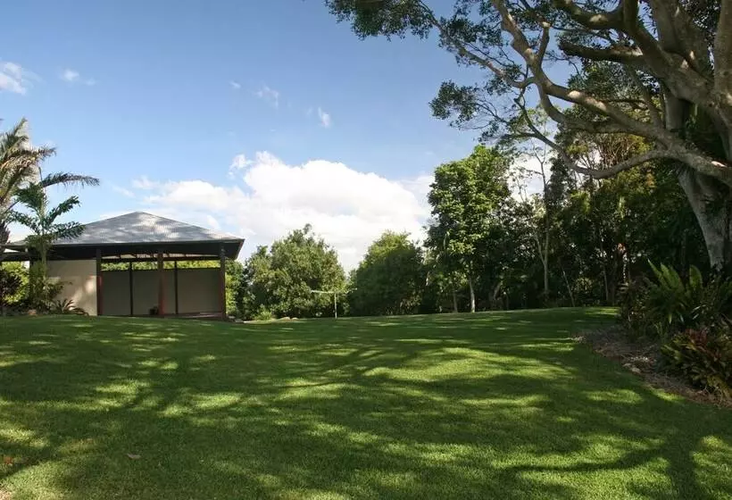 بنسيون Byron Hinterland Villas