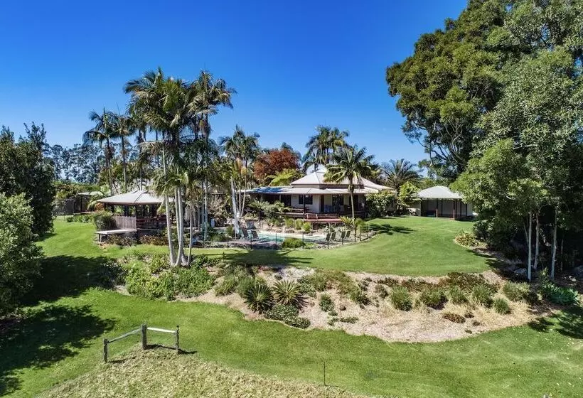 بنسيون Byron Hinterland Villas