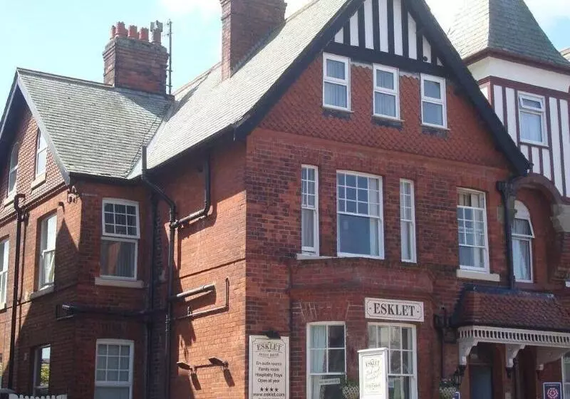 بنسيون Esklet Guest House