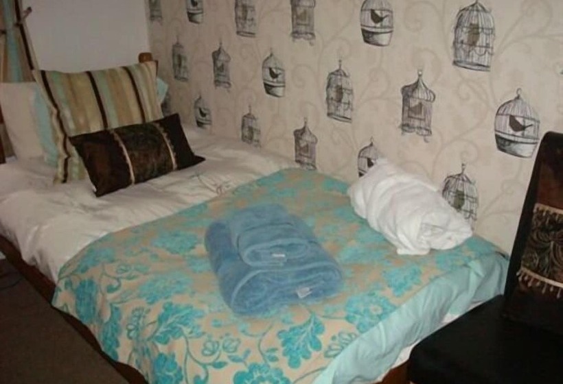 بنسيون Esklet Guest House