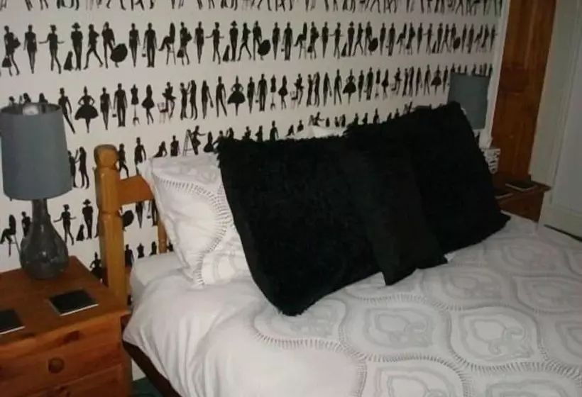 بنسيون Esklet Guest House