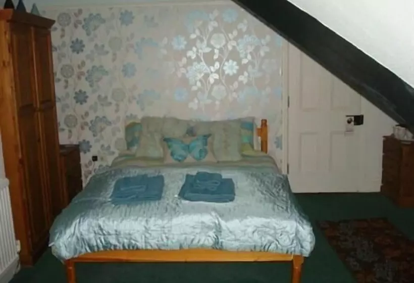 بنسيون Esklet Guest House