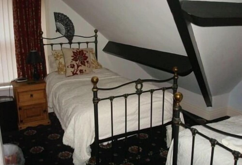 بنسيون Esklet Guest House