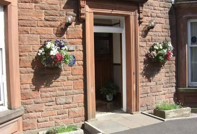 پانسیون Hamilton House