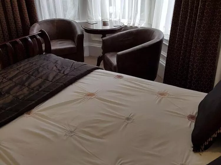 پانسیون Hamilton House