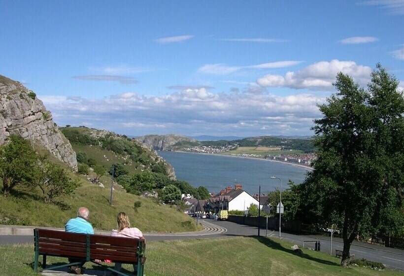 Пансион Mostyn House