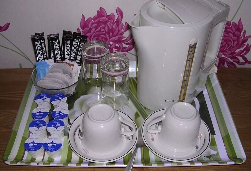 Пансион Mostyn House