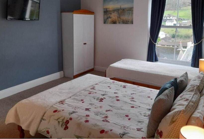 بنسيون Saffron House