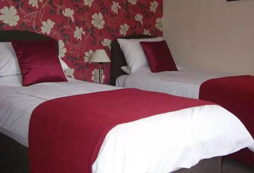 Pensão Saffron House