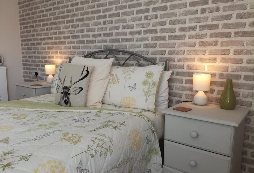 بنسيون Saffron House