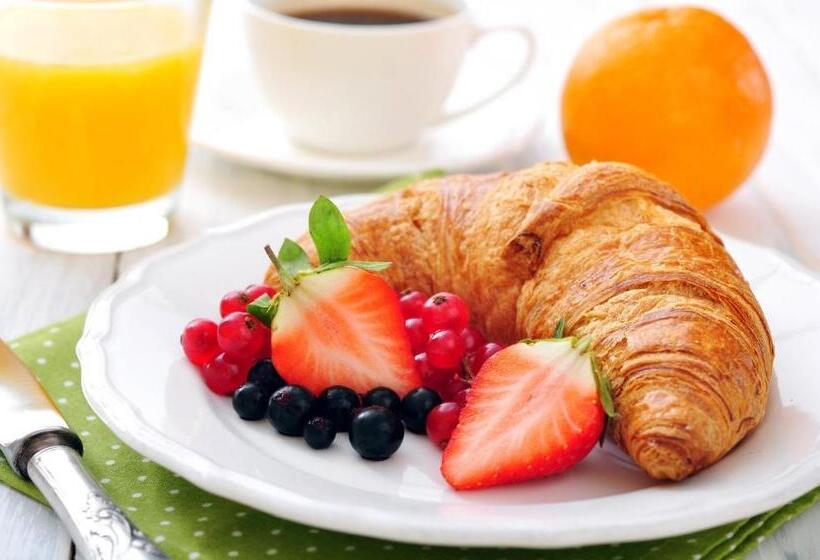 بنسيون Saffron House