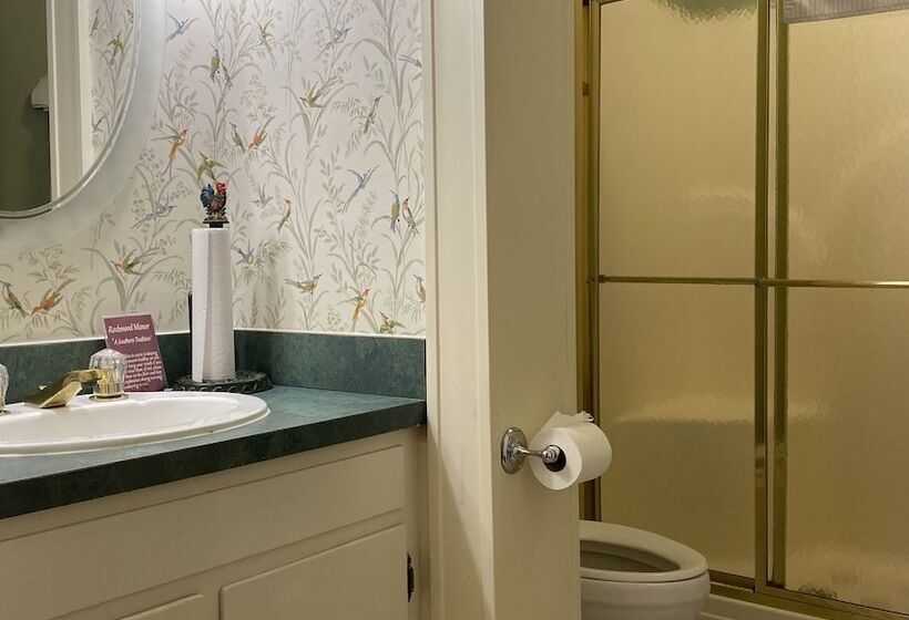 Rockwood Manor Bed & Breakfast