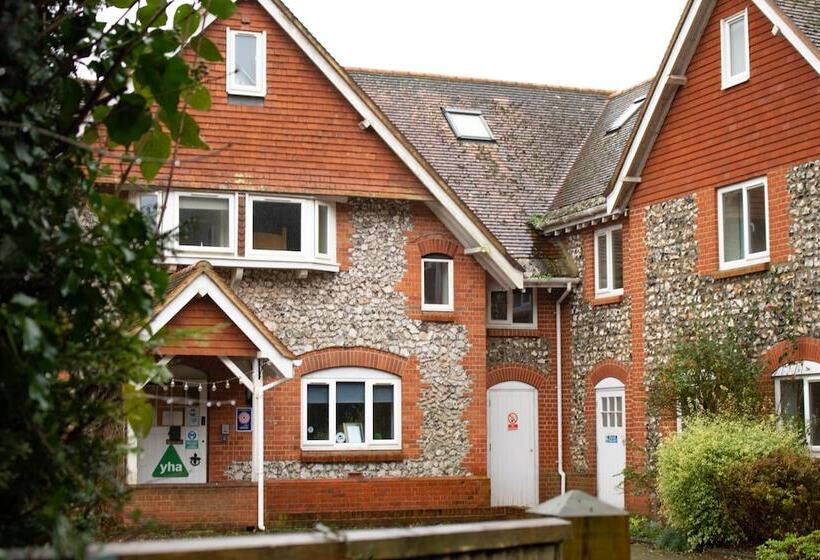 Stonehenge Hostel   Yha Affliated