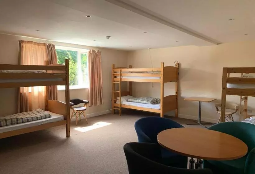 Stonehenge Hostel   Yha Affliated