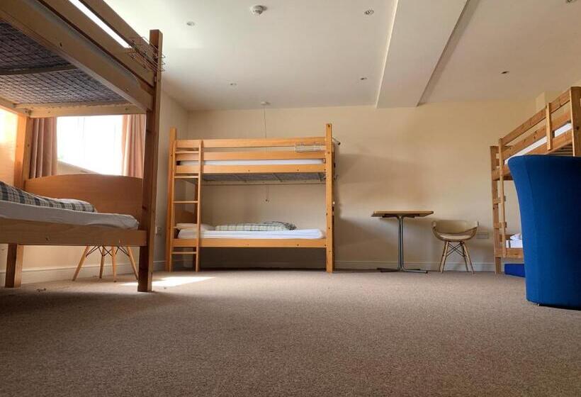 Stonehenge Hostel   Yha Affliated