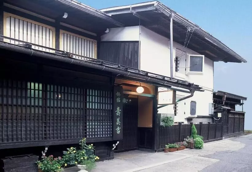 Sumiyoshi Ryokan