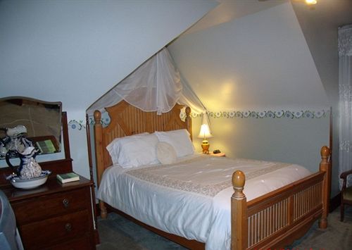 The Corner House Bed & Breakfast