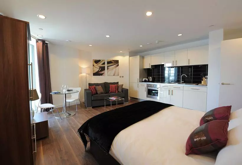 The Heart Apartments @ Mediacity Uk