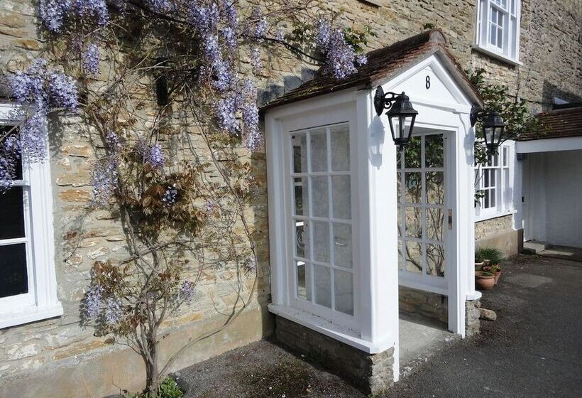 The Heritage Bed And Breakfast