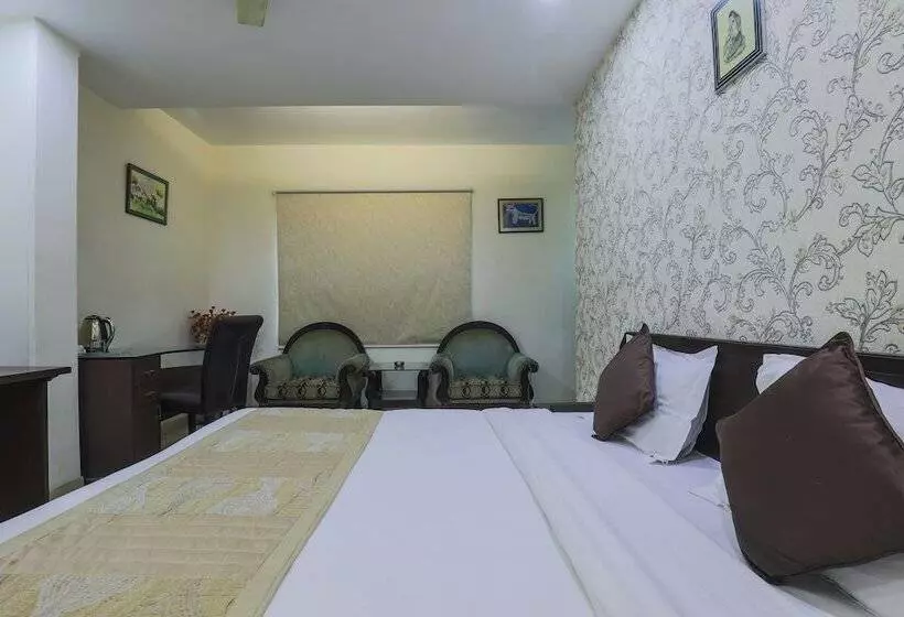 Hermitage By The Cosy Hotels Near Lotus Temple