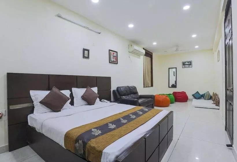 Hermitage By The Cosy Hotels Near Lotus Temple