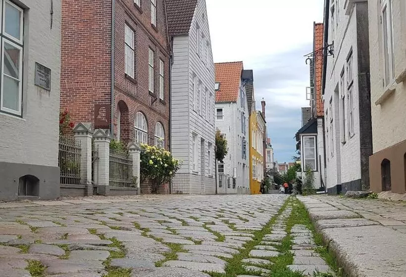 ユースホステル Sleeptide