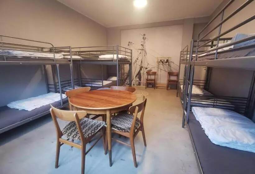 ユースホステル Sleeptide