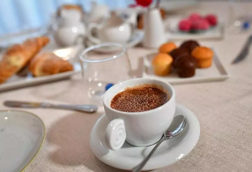 Aamiaismajoitus (B&B) Il Cambusiere Nature Relais